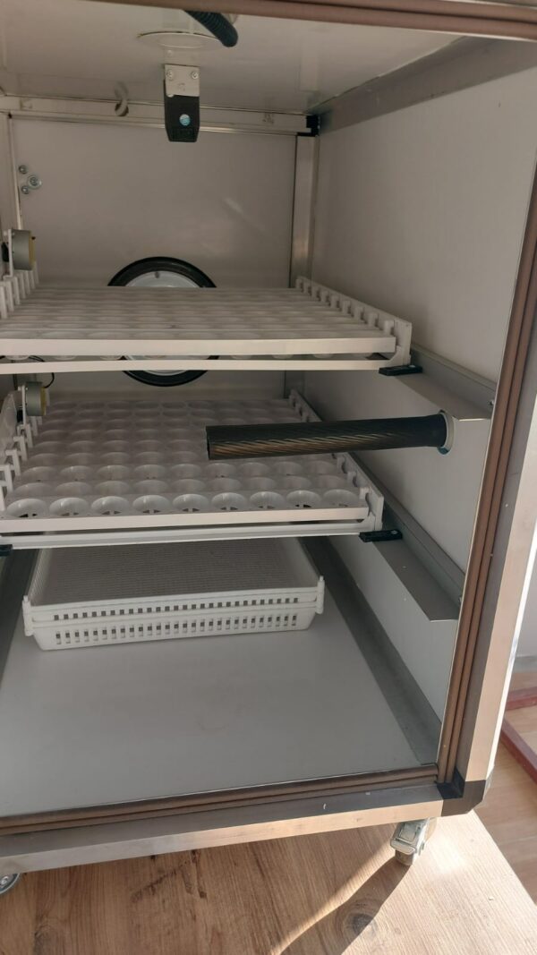 162'li Profesyonel Kuluçka Makinesi